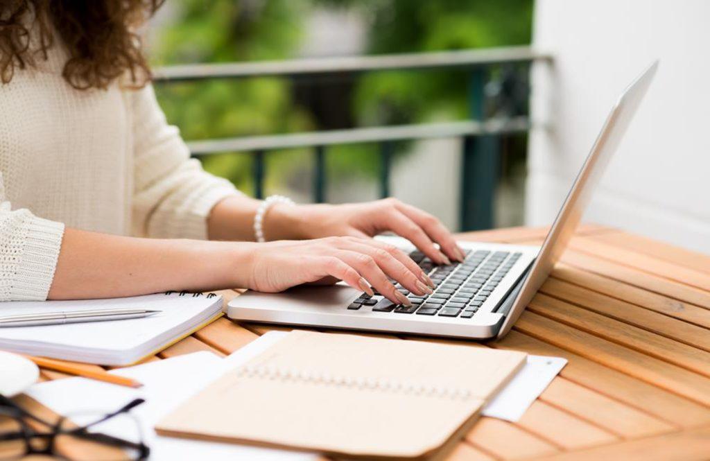 Expert Article Writing for Thought Leadership